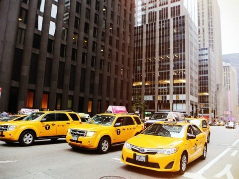 Goldman Sachs propels Japan's Go to unicorn status with significant investment, demonstrating leadership in the taxi-hailing industry