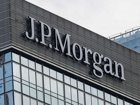 JPMorgan Chase demonstrates leader ship in addressing climate change with $200M investment in carbon removal initiatives.