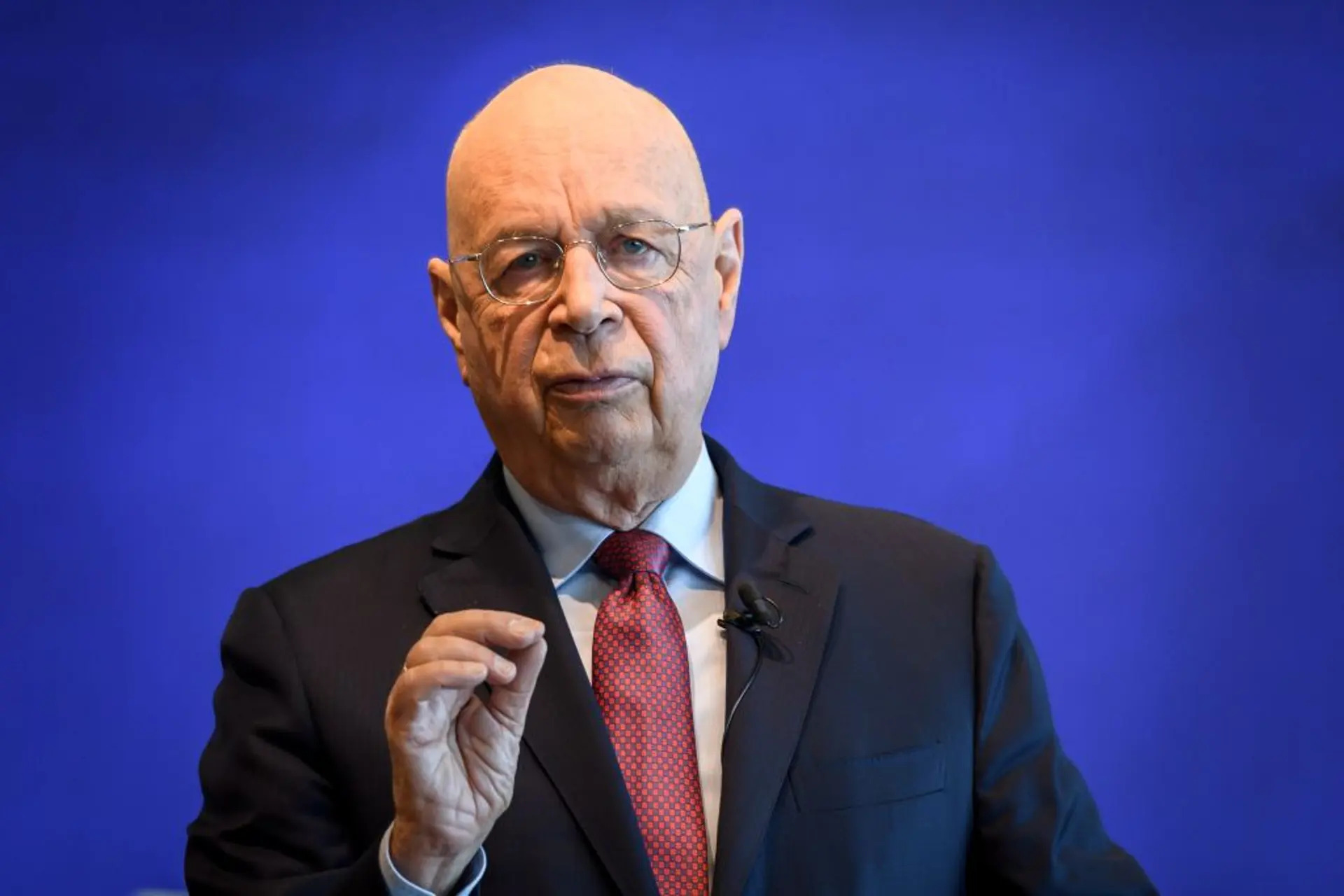 Klaus Schwab — Global Governance / Economics