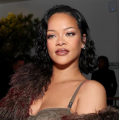 Rihanna — Business / Culture / Entertainment