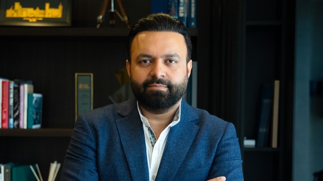 Deepak Batra, Founder and CEO of AUM Development