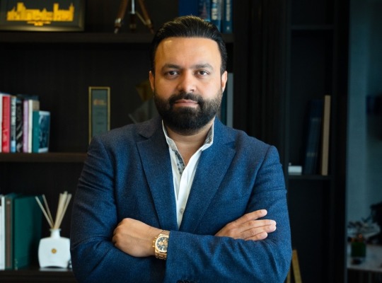 Deepak Batra, Founder and CEO of AUM Development